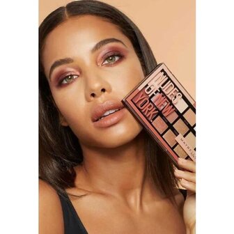 Maybelline Nudes of New York Eyeshadow Palette - 16 Neutrale Kleuren