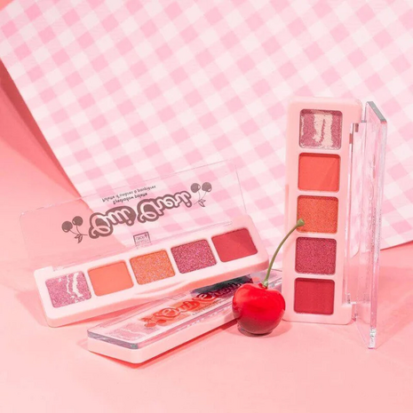 The Beauty Crop - Oui Cherie Mini Treat - VEGAN - Mini Eyeshadow Palette